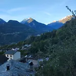 La Corte Del Meleto - In Stile Valdostano Apartment