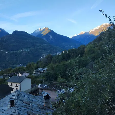 La Corte Del Meleto - In Stile Valdostano Appartement