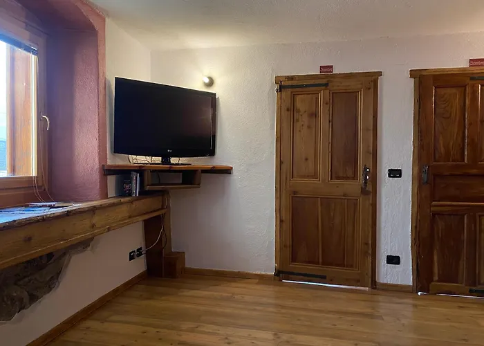 La Corte Del Meleto - In Stile Valdostano * Saint-Pierre